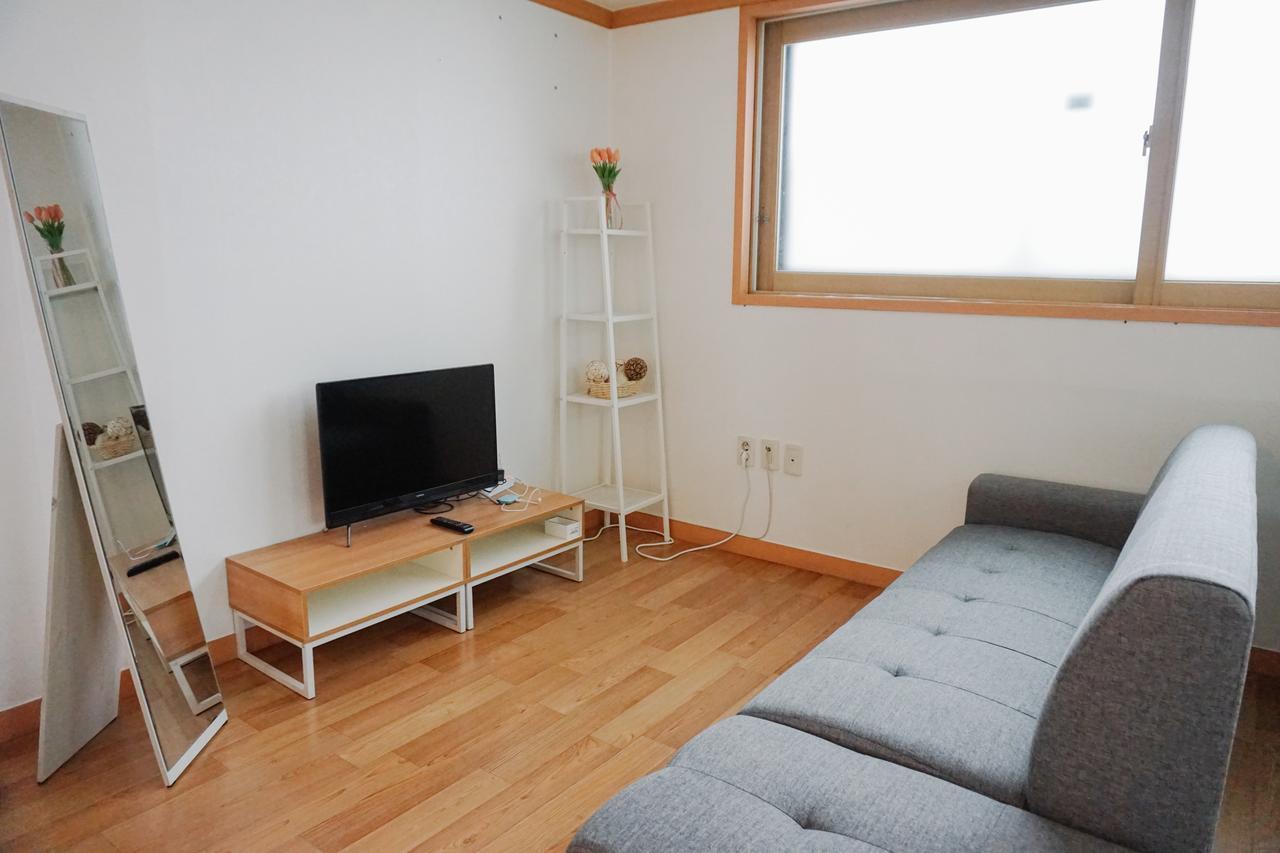 Apartament Hongdae One House Seul Zewnętrze zdjęcie